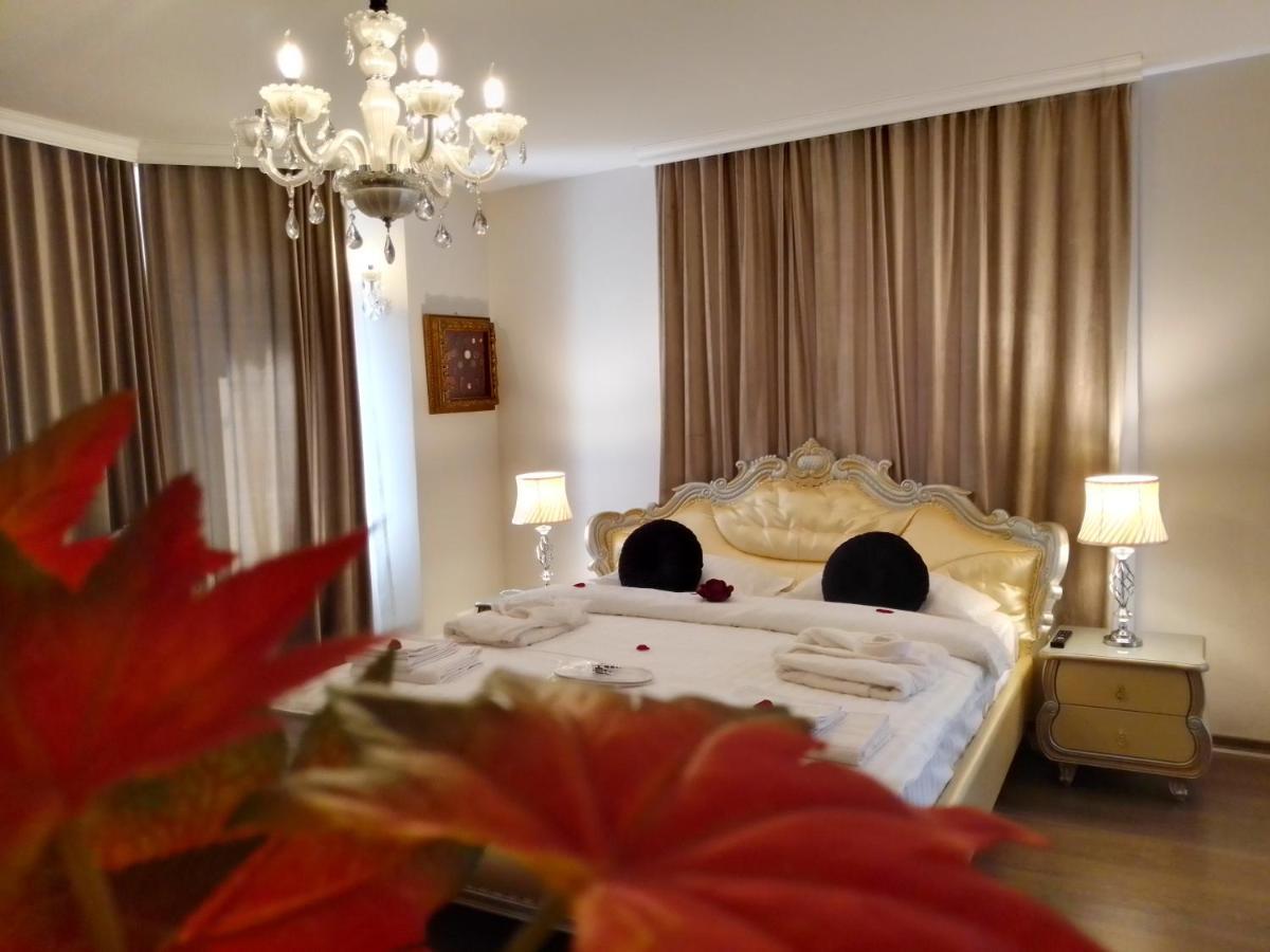 Casa Maria Roses Hotell Rîşnov Eksteriør bilde