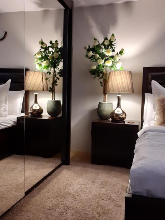 Casa Maria Roses Hotell Rîşnov Eksteriør bilde