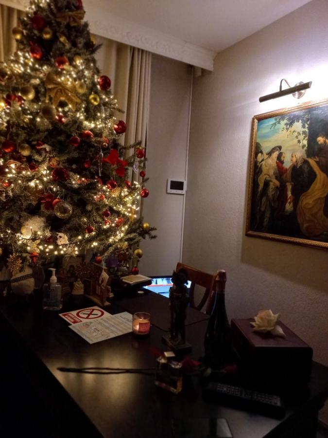 Casa Maria Roses Hotell Rîşnov Eksteriør bilde