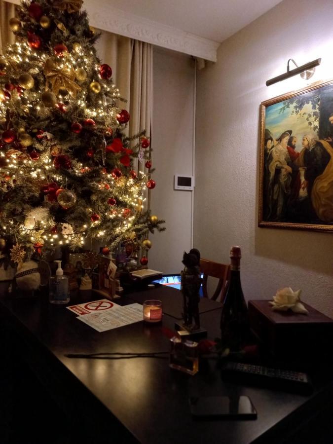 Casa Maria Roses Hotell Rîşnov Eksteriør bilde